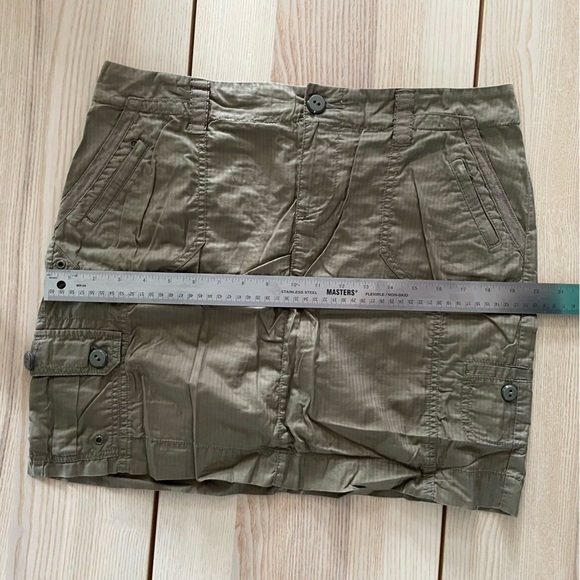 Hei Hei mini skirt sz 12 cargo pockets olive anthropologie urban outfitters - Picture 12 of 12